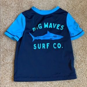 2t Old Navy Rash Guard